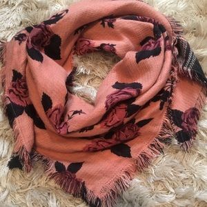 Double-Sided Scarf